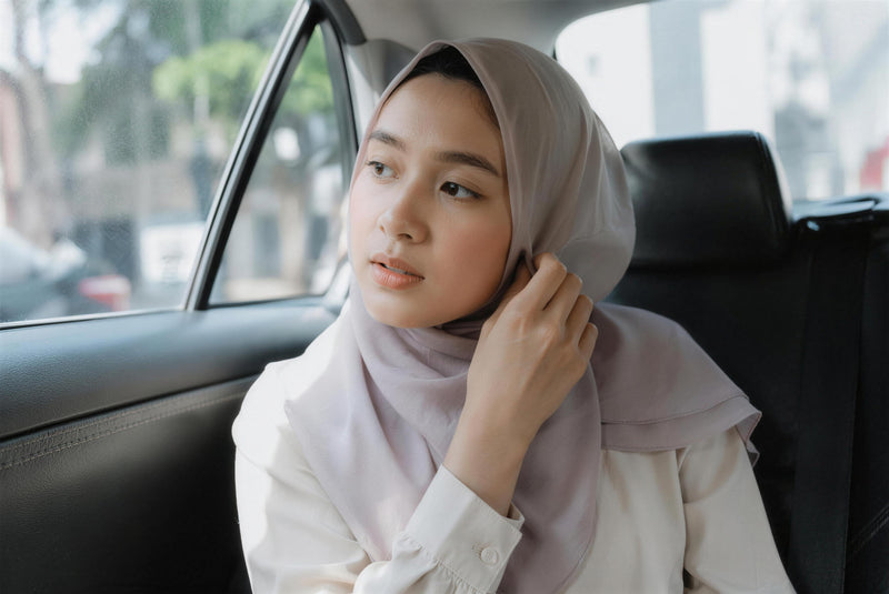 How to Stop Your Hijab From Slipping (All-Day Secure Fit)
