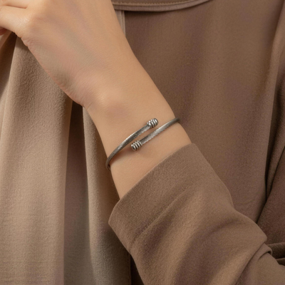 Zayra™ Twisted Cable Bracelet