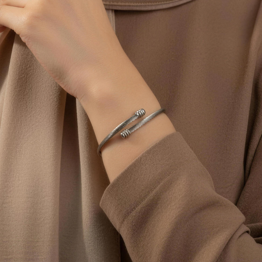 Zayra™ Twisted Cable Bracelet