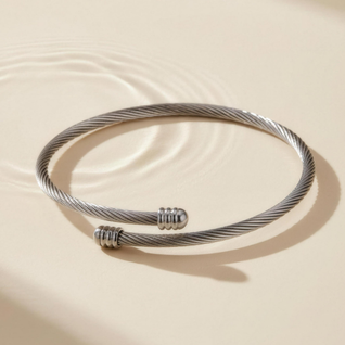 Zayra™ Twisted Cable Bracelet