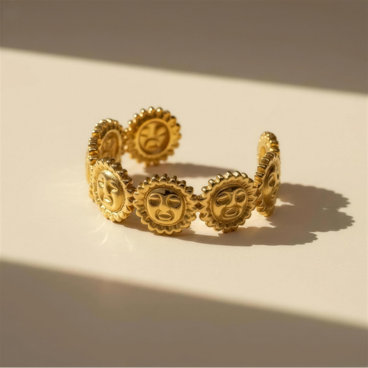 Farida™ Ring