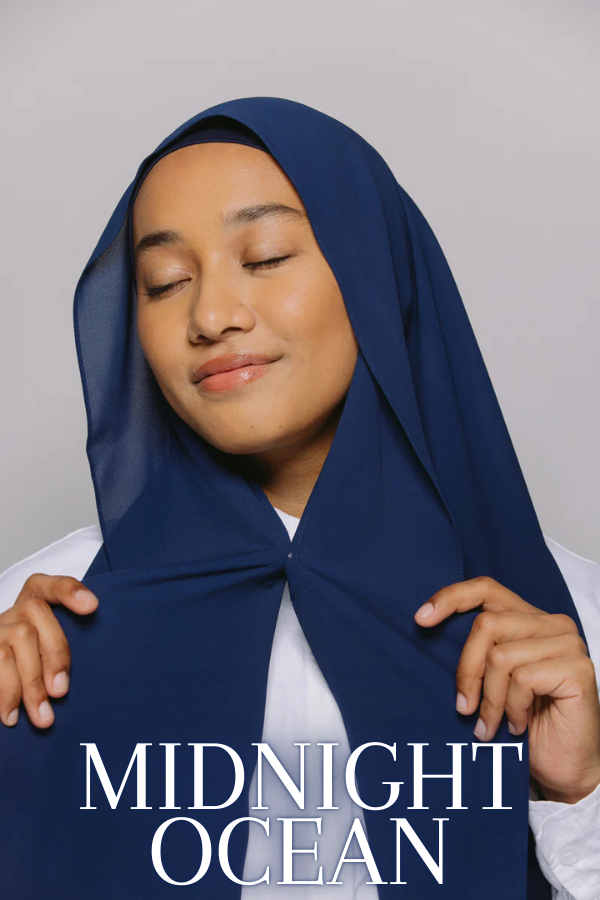 navy blue hijab chiffon premium build in magnets