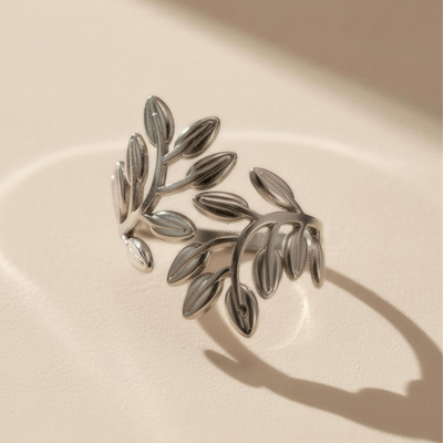 Noora™ Olive Branch Ring