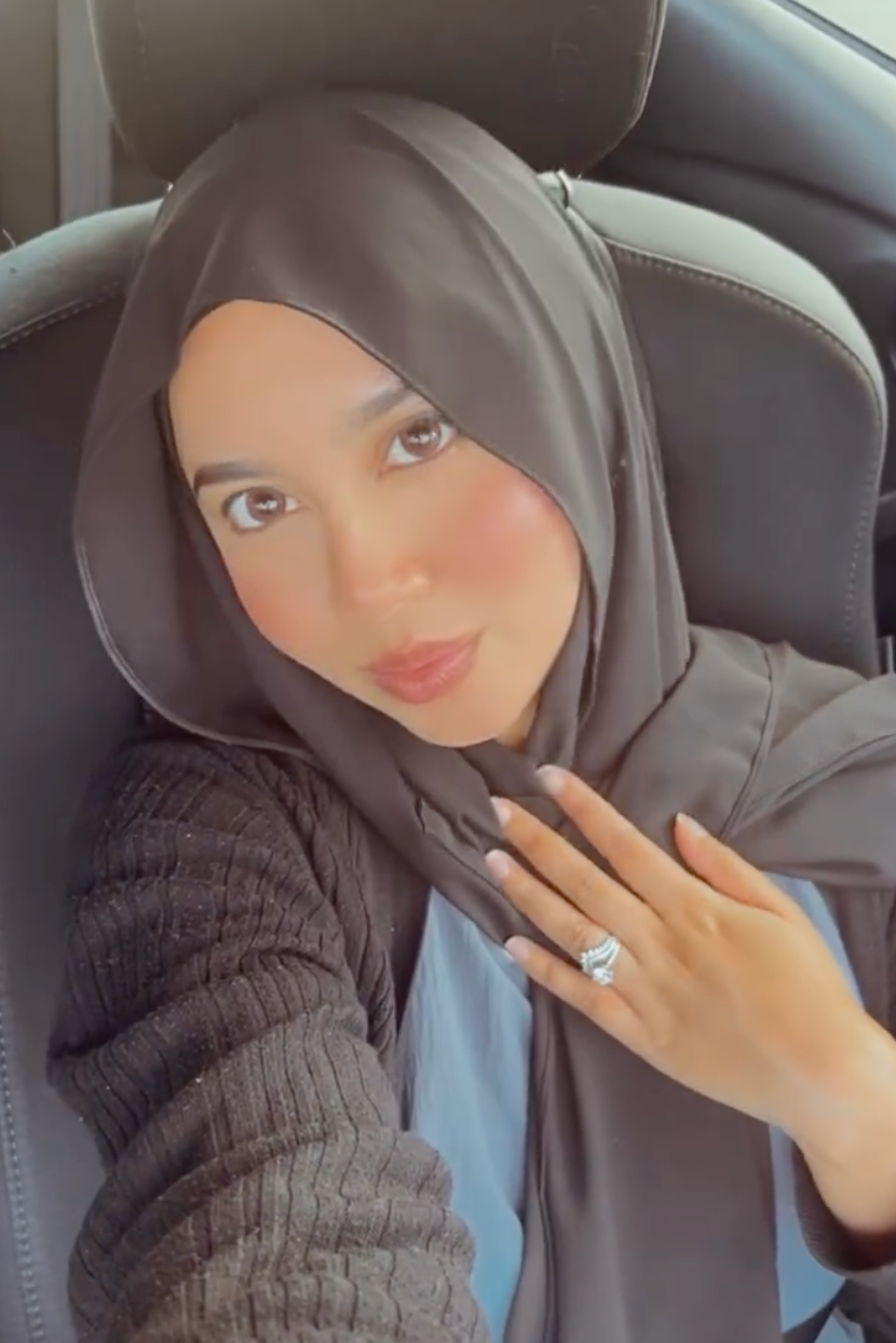 Review by @amenarawr