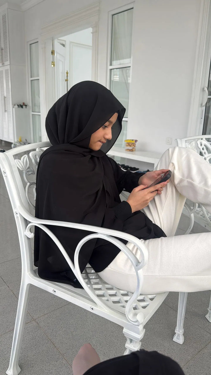 Review by Muna Maisara